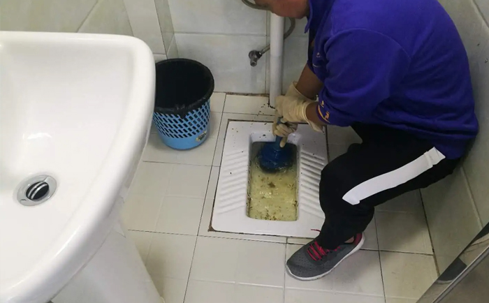 鄂伦春疏通蹲坑