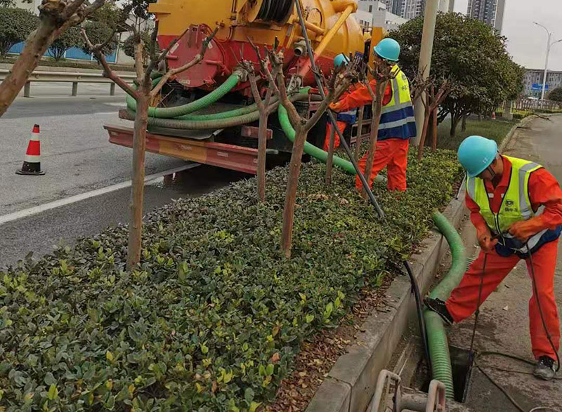 鄂伦春市政管道清淤